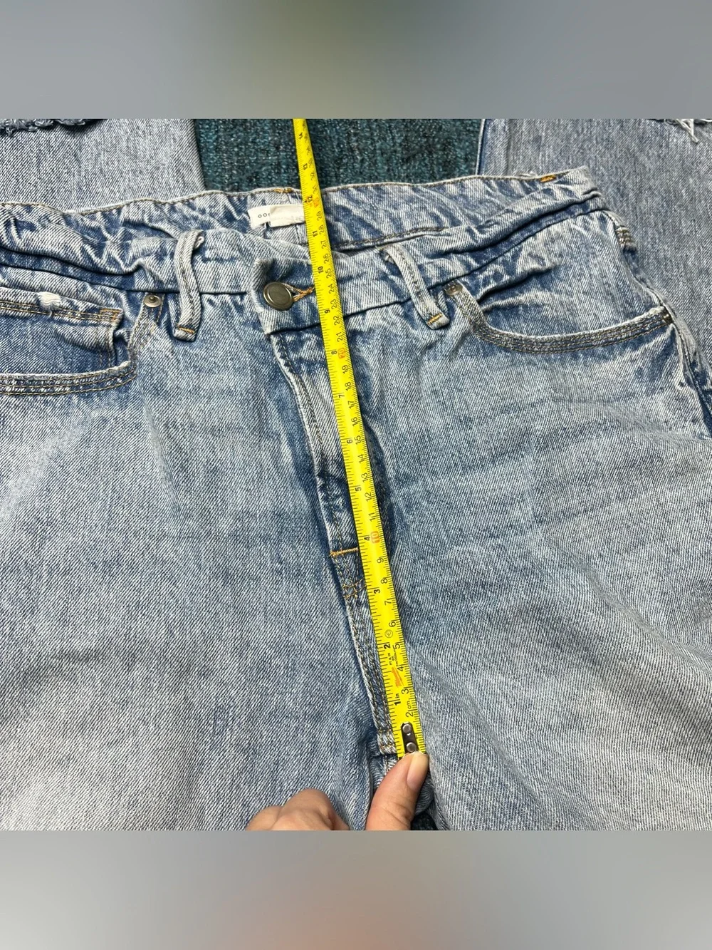 Good American Crossover Waist Straight Leg Jeans Raw Hem Women's Size 6/28